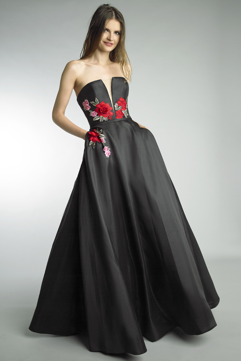 D9192L | Strapless gown with flowers |  